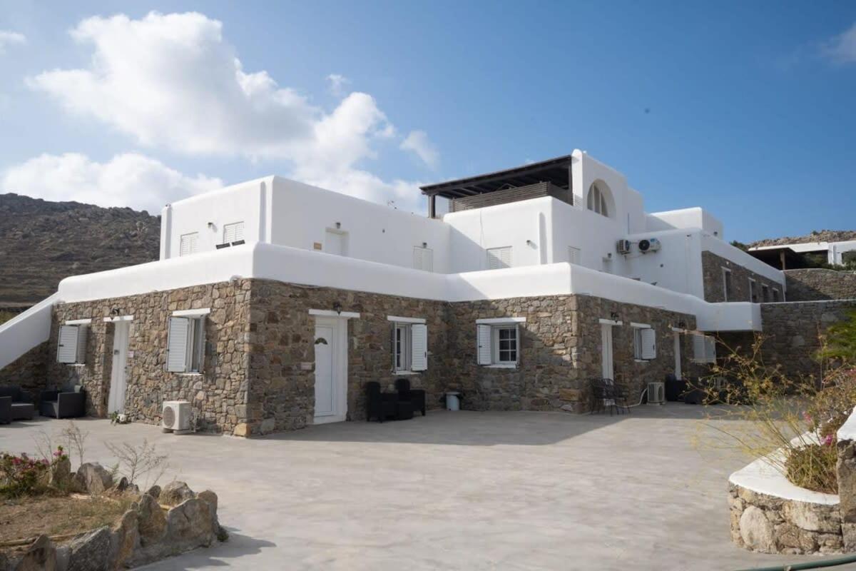 Apartamento Mykonos Stylish Ivory 1 Bd Apt With Shared Pool Plintri